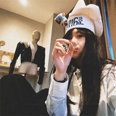 山河血泪美人恩